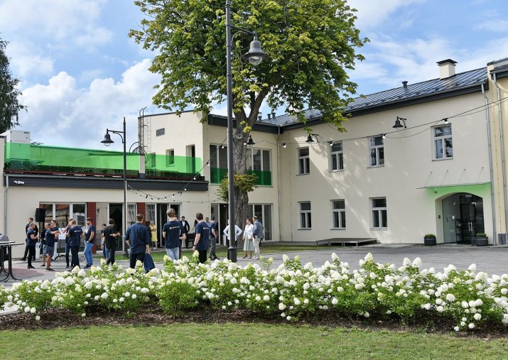 "TestDevLab" oficiāli atklāj jauno Ventspils biroju - Vimarsana News