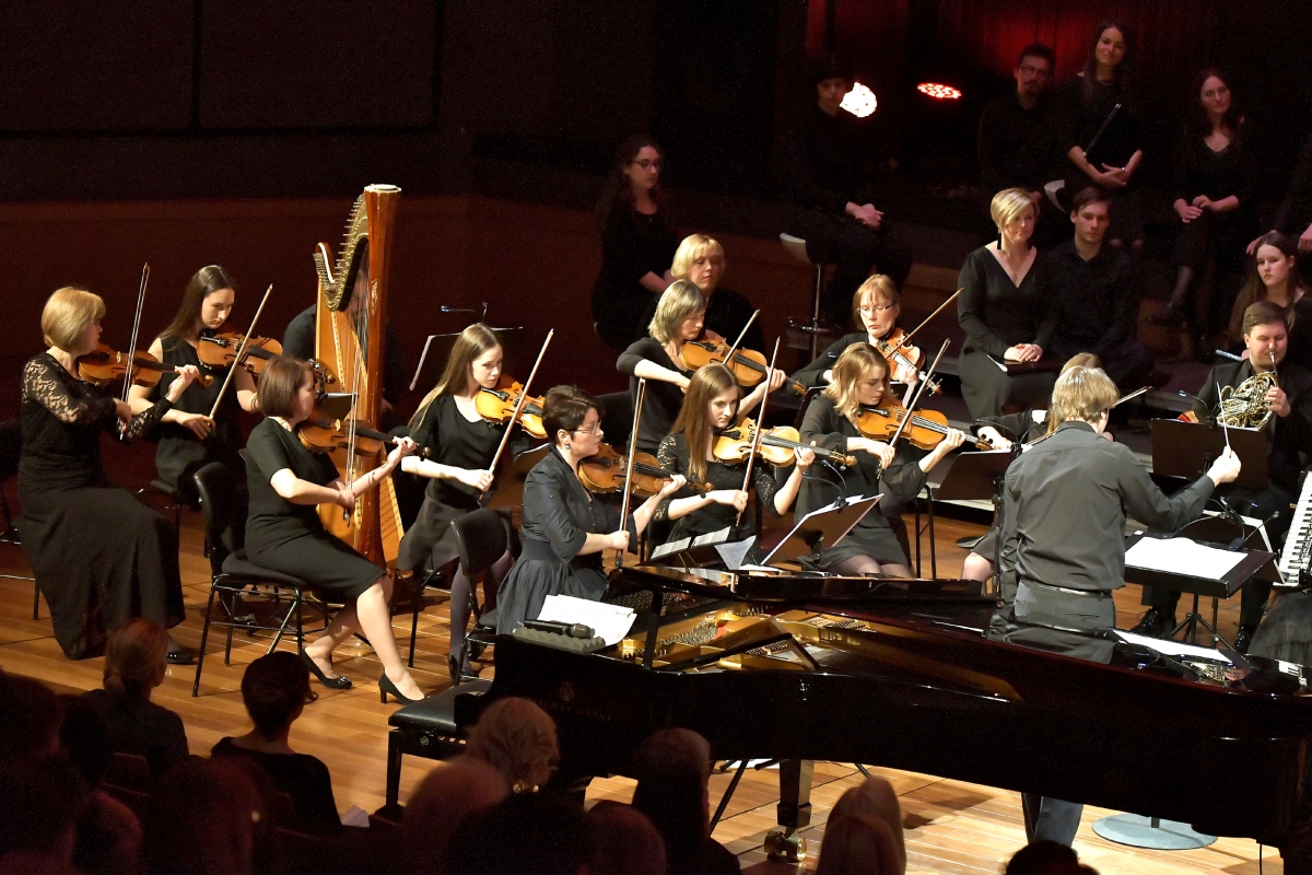опера балет мюзикл. мюзикл сцена. евгений онегин опера краснодарский музыкальный театр. V. сильва ивановский музыкальный театр.