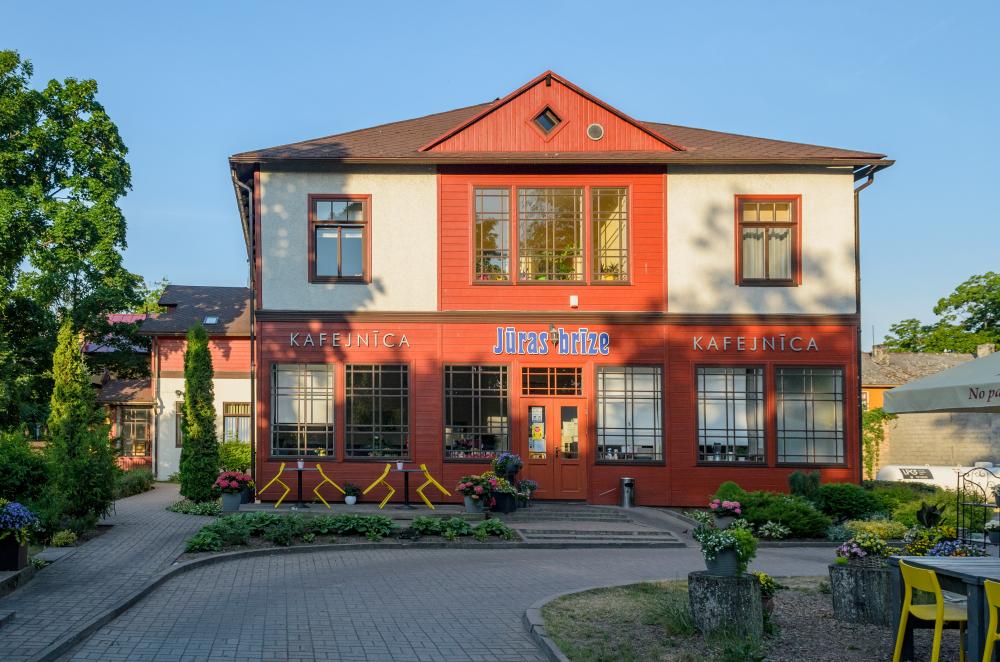Advert image