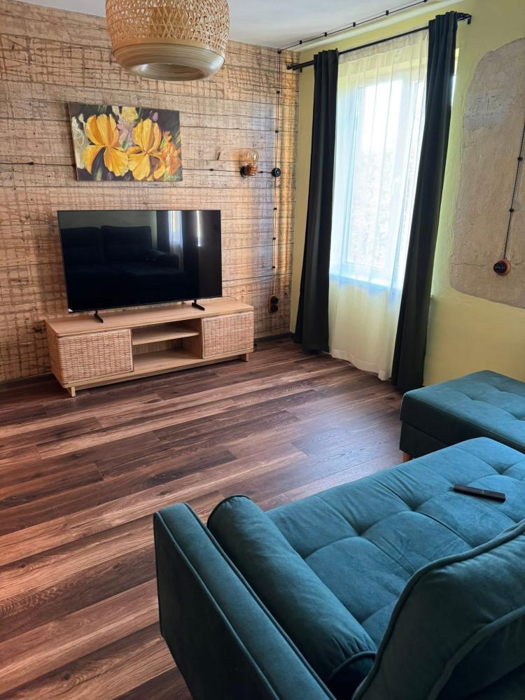 Advert image